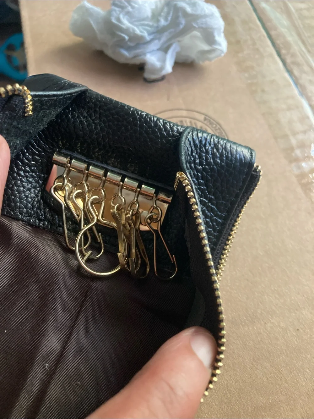 Source Unknown Black Pebbled Leather Zip Wallet with Gold Hardware